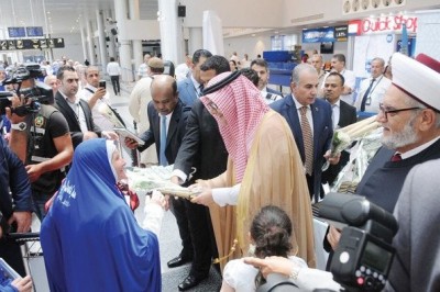 First group of Lebanese, Syrian, Palestinian pilgrims leave Beirut for Hajj