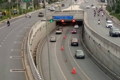How much fines is there for driving under the light without the underpass?