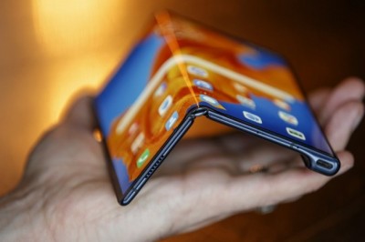 What's new with Huawei's new folding smartphone?