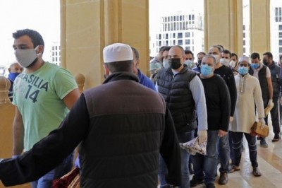 Saudi Arabia takes steps toward post-lockdown normal